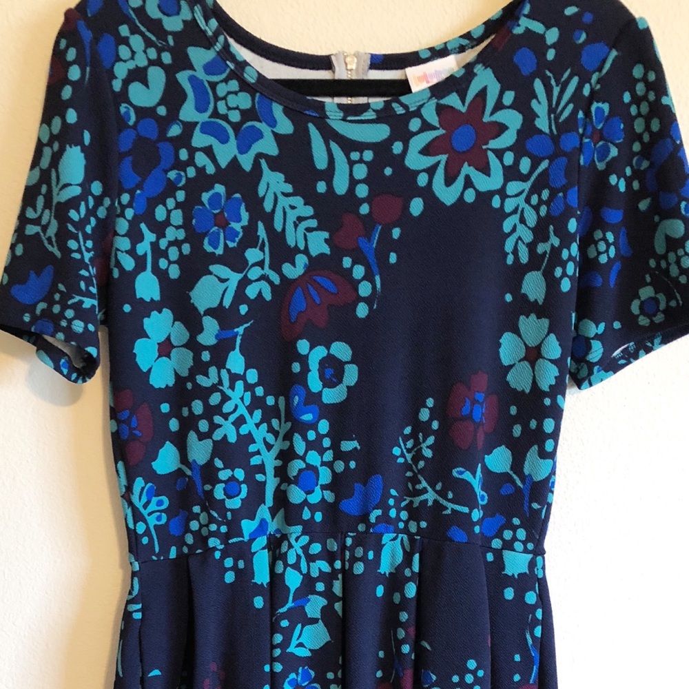 ❤️ XL Lularoe Amelia ❤️